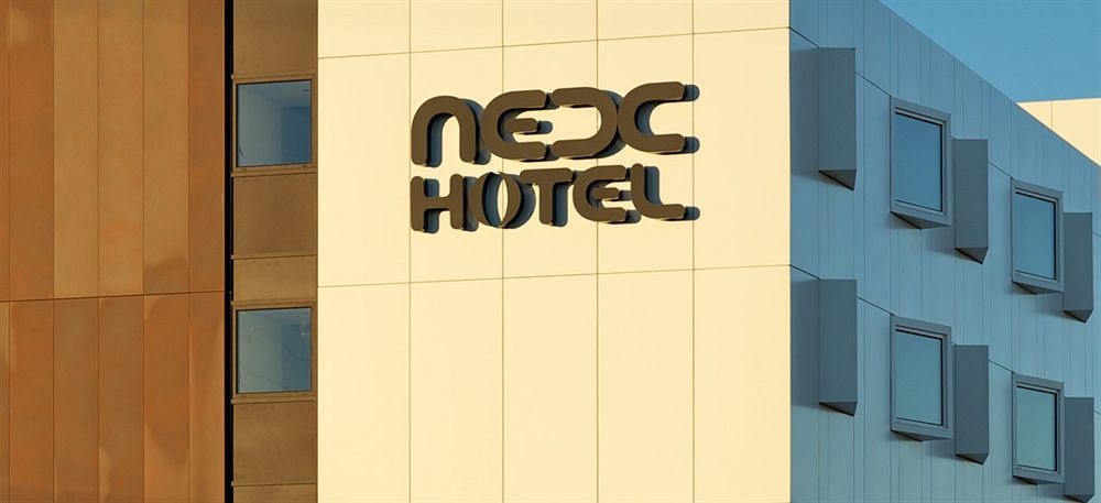 Nex Hotel Tarbes Kültér fotó