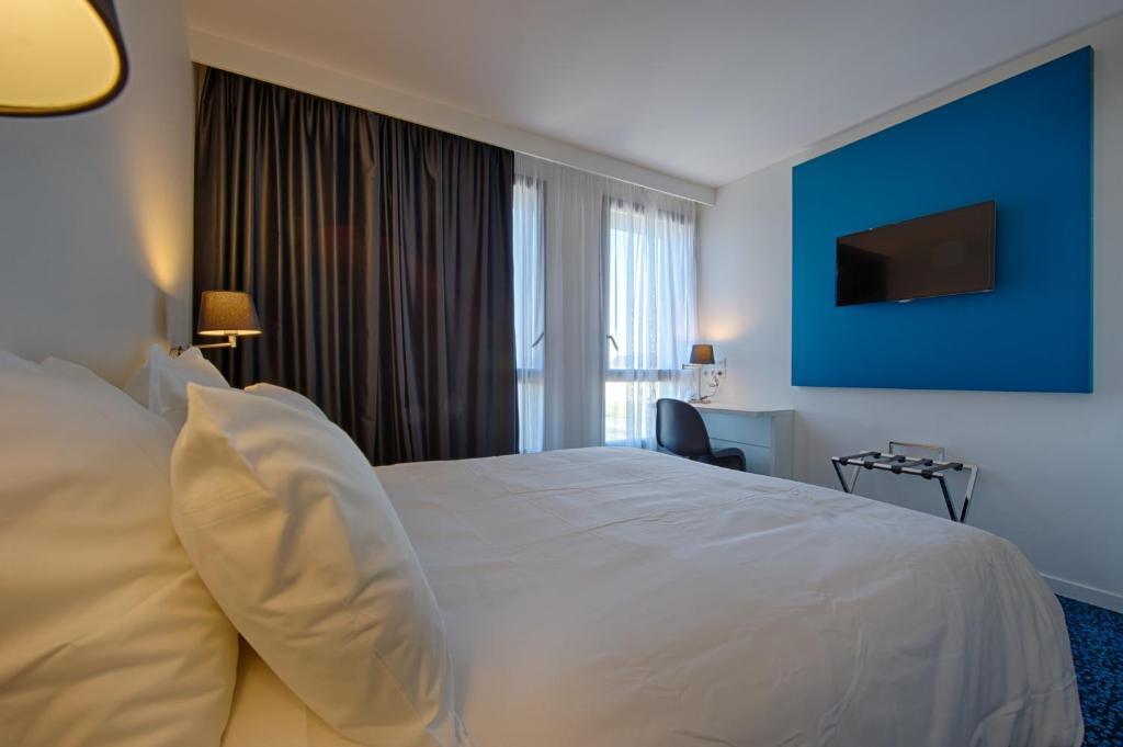 Nex Hotel Tarbes Szoba fotó