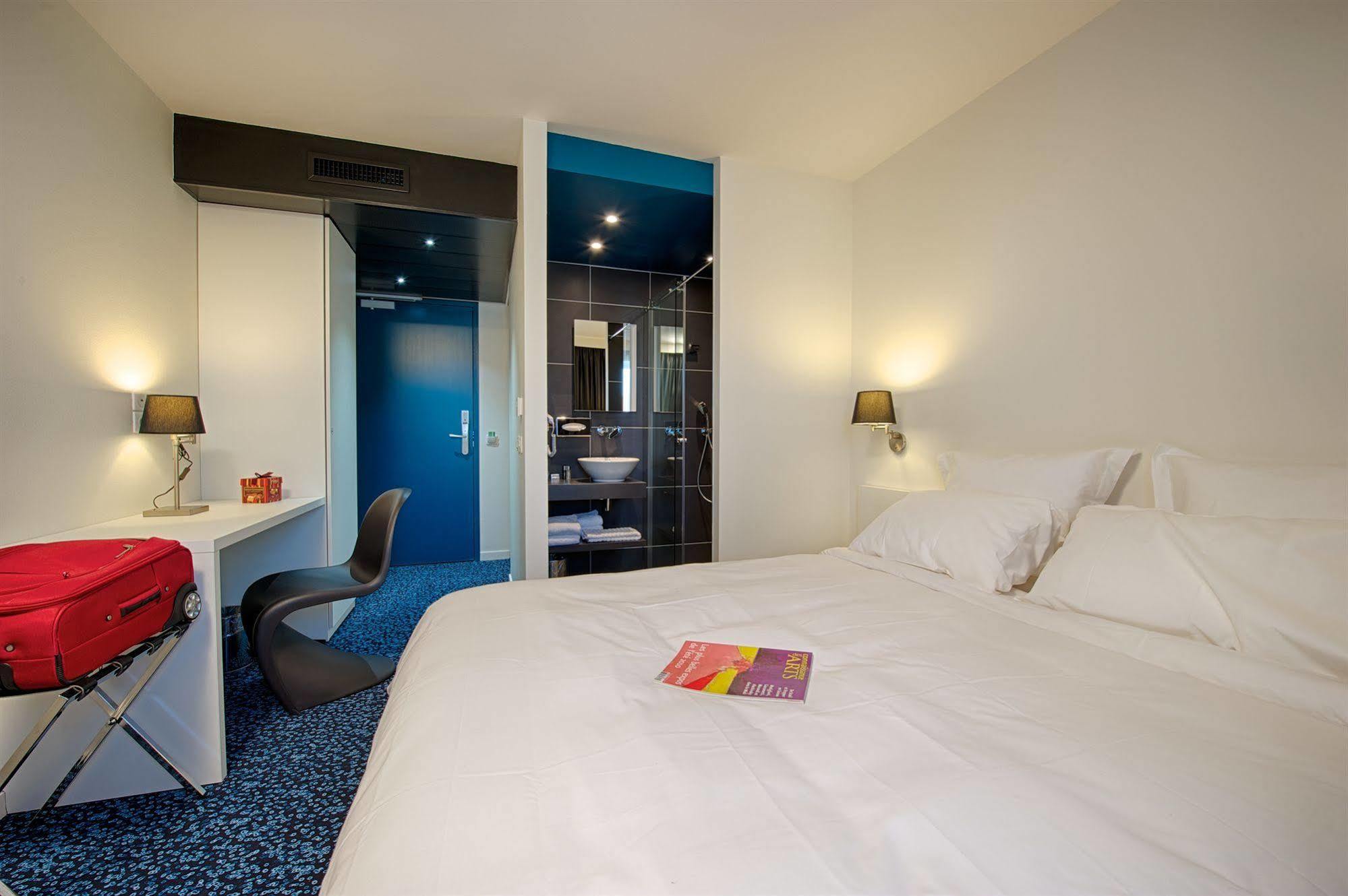 Nex Hotel Tarbes Kültér fotó