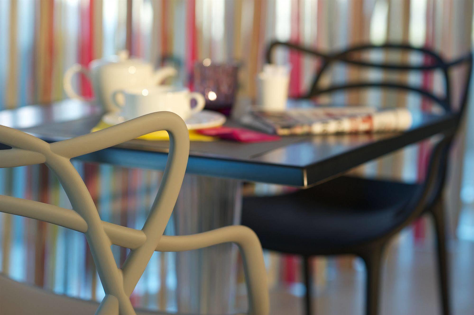 Nex Hotel Tarbes Kültér fotó